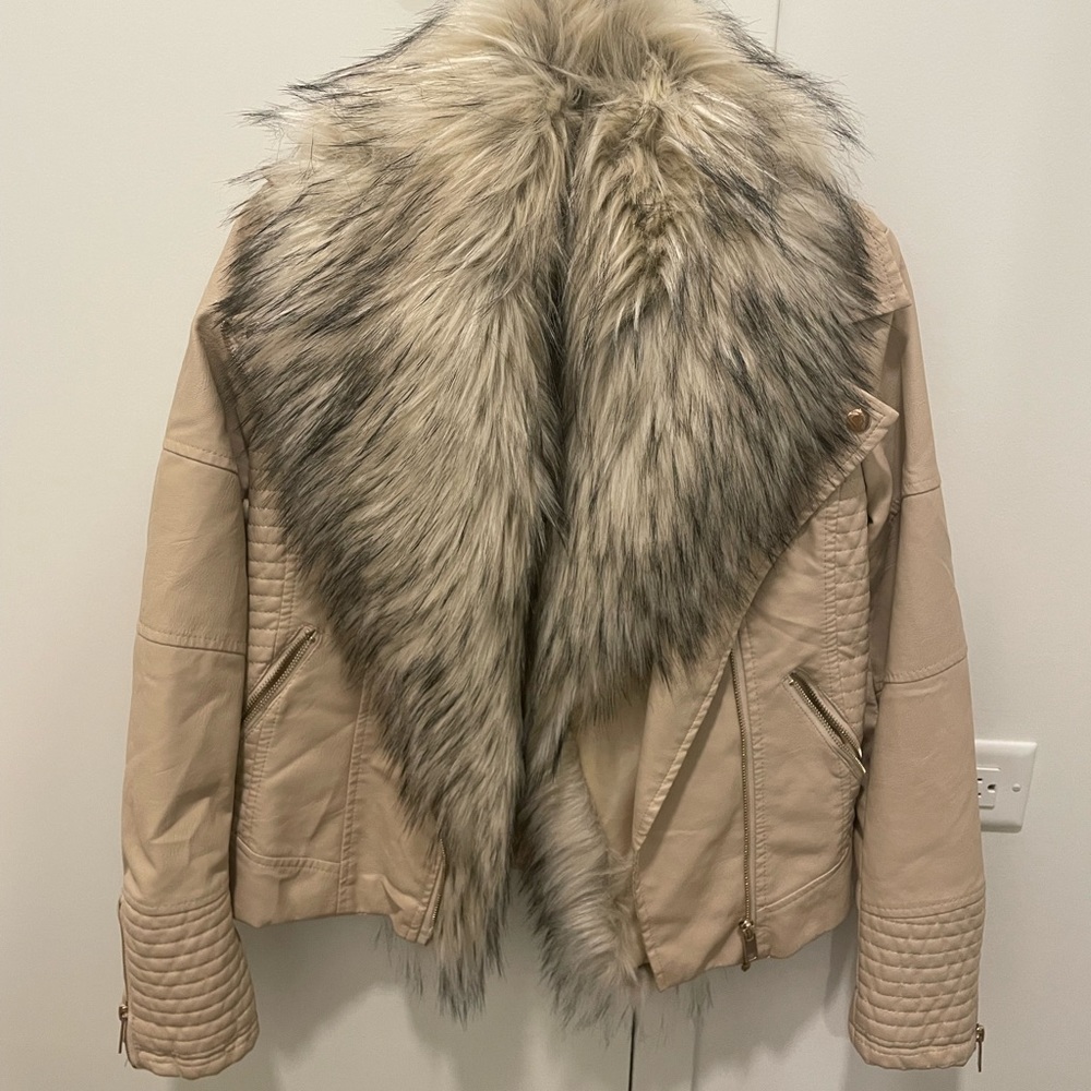 Tan leather jacket with detachable fur
